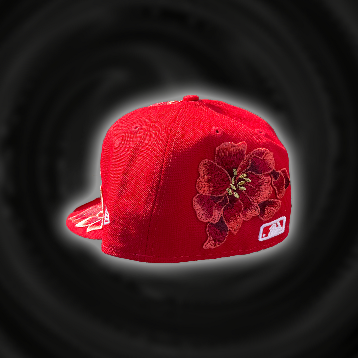 Red flower cap